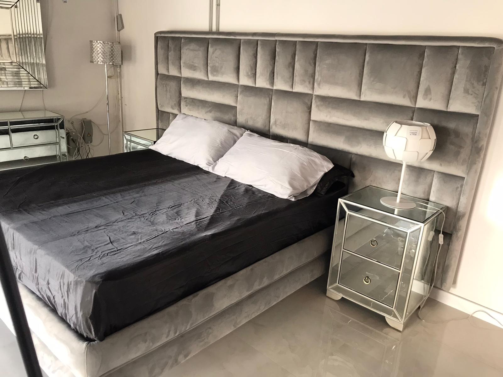 Letto matrimoniale grigio - immagine 5
