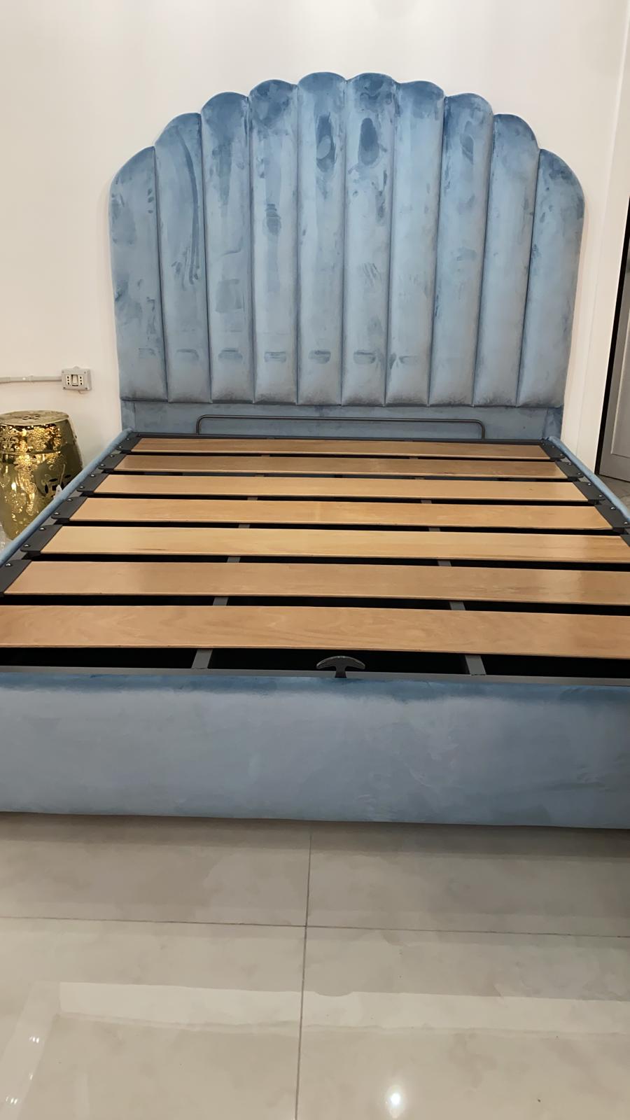 Letto matrimoniale contenitore azzurro - immagine 2