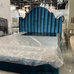 Letto matrimoniale contenitore verde