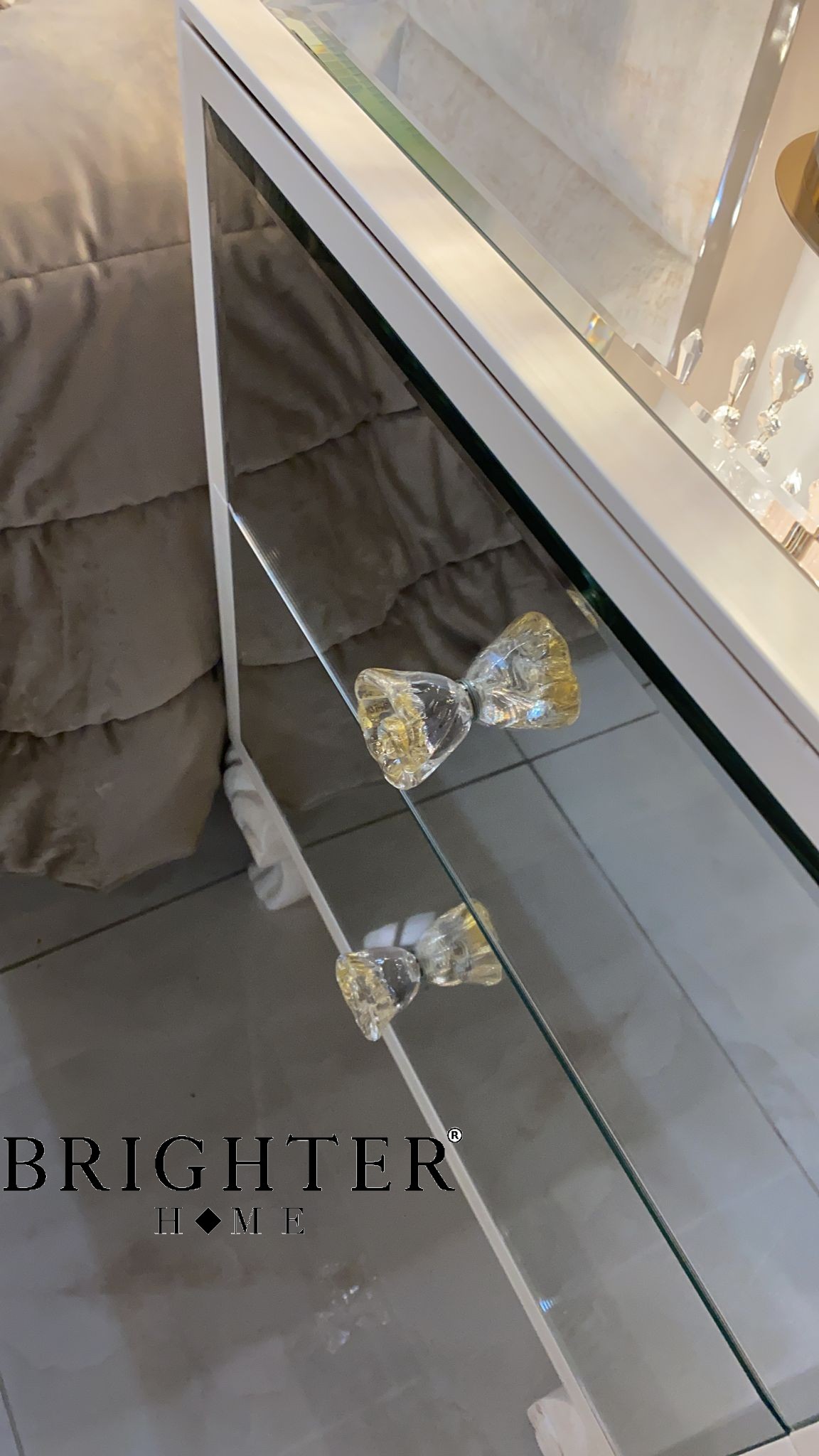 Comodini e comò capitonnè specchiato - immagine 2