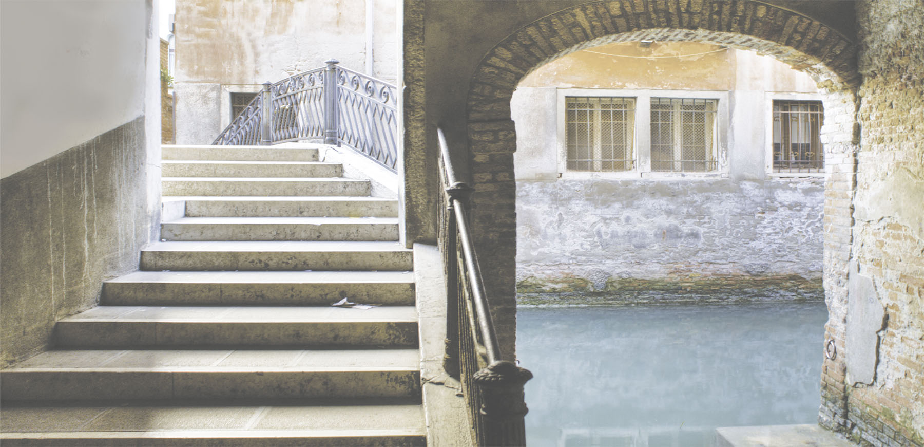 Carta da Parati "Fiume" - immagine 2